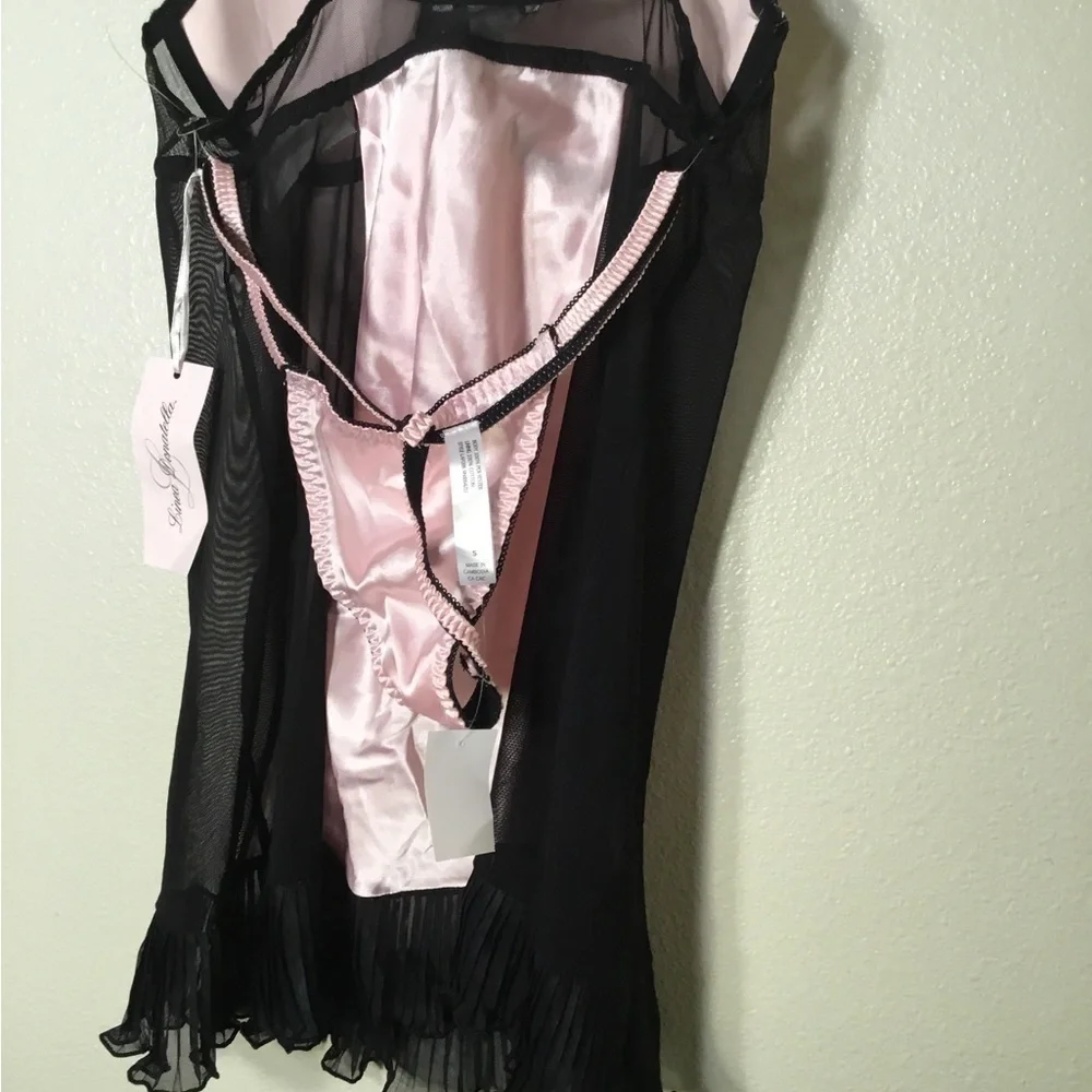 NWT 2 PIECES LINEA DONATELLA PINK LINGERIE‎ SIZE SMALL